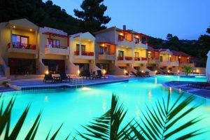 skopelos-bluegreenbay.gr